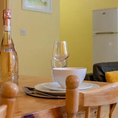 Large Duplex House By Shortstays Galway