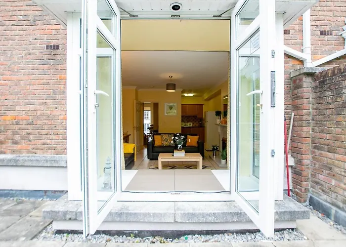 133 - Large Duplex House By Shortstays Galway