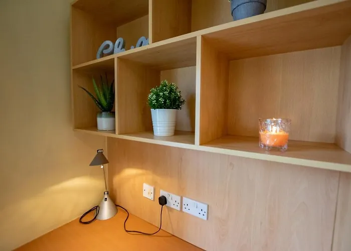 Semesterbostad 133 - Large Duplex House By Shortstays Galway